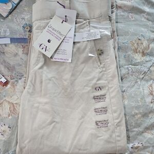 Gloria Vanderbuilt Shape Effect Crop Pants in Beige